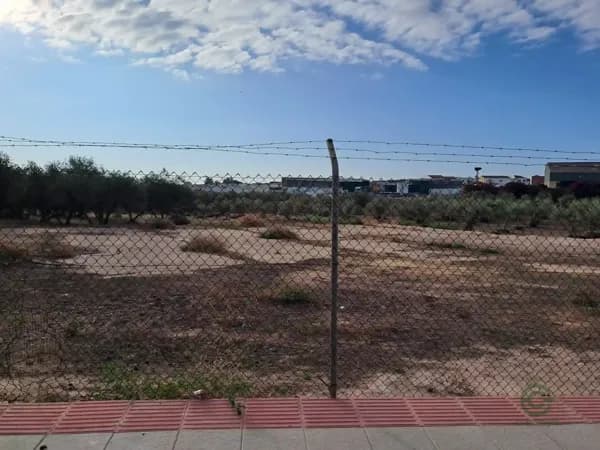 Finca rústica de 1 ha en venta en Sevilla