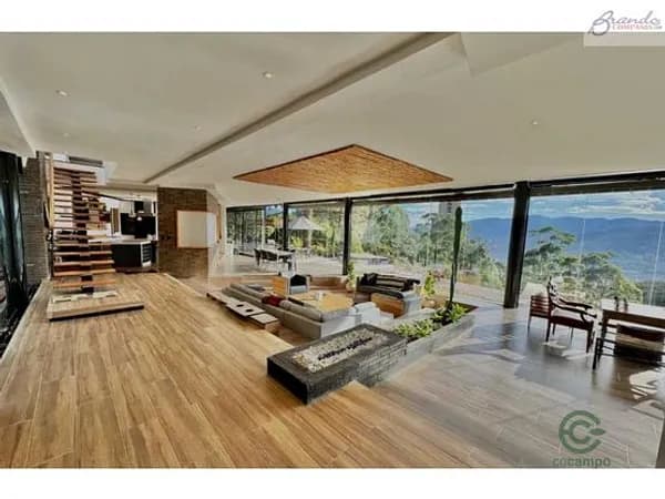 Casa de 0,4 ha en venta en Antioquia
