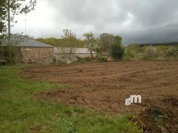 Finca agrícola de 1 ha en venta en Lugo, Lugo