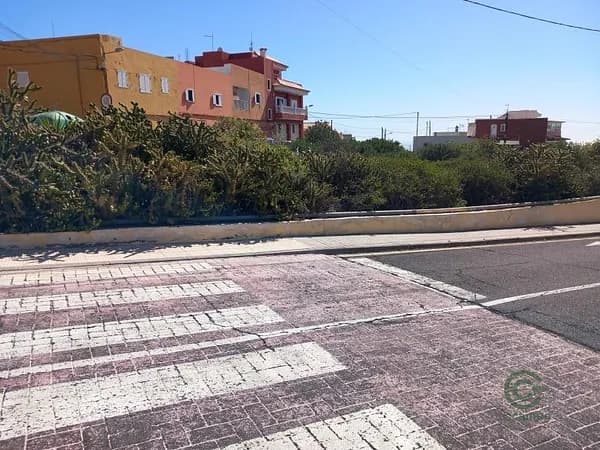 Terreno urbano de 0,0369 ha en venta en Granadilla de abona, Santa cruz de tenerife