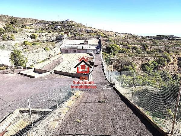 Finca rústica de 0,26 ha en venta en Santa cruz de tenerife