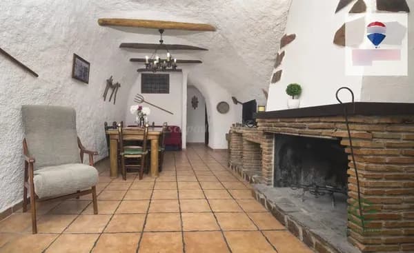 Casa de 0,008 ha en venta en Castillejar, Granada