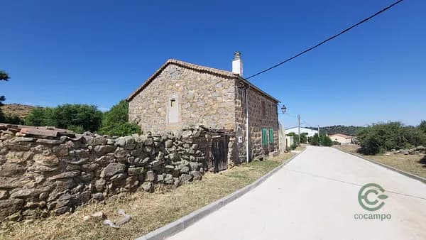 Casa de 0,0199 ha en venta en Marlin, Avila