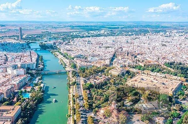 Terreno urbano de 0,0625 ha en venta en Sevilla, Sevilla