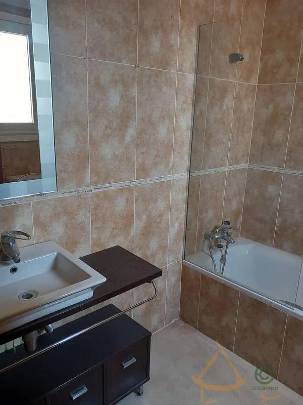 Casa de 0,01 ha en venta en Guardamar del segura, Alicante