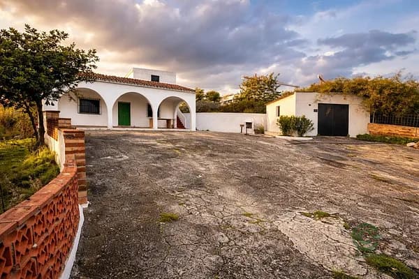 Finca rústica de 3 ha en venta en Málaga