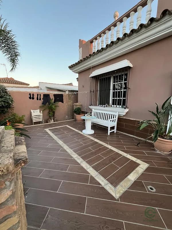 Casa de 0,05 ha en venta en Chiclana de la frontera, Cadiz