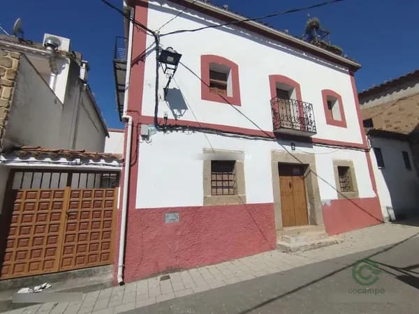Casa de 0,0344 ha en venta en Parrillas, Toledo