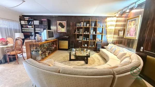 Casa de 0,045 ha en venta en Elda, Alicante