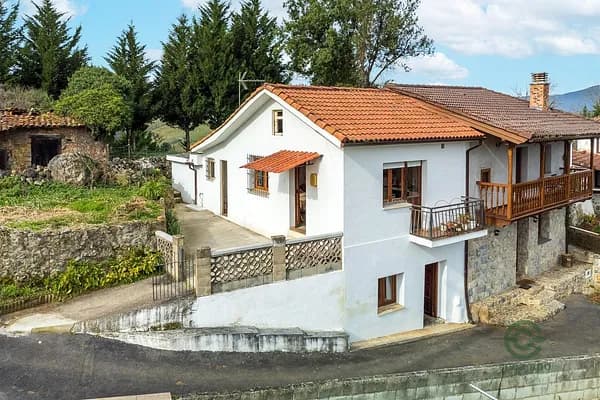Finca rústica de 0,125 ha en venta en Asturias