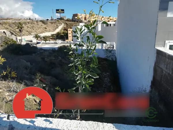 Terreno urbano de 0,025 ha en venta en Arico, Sta.cruz tener.