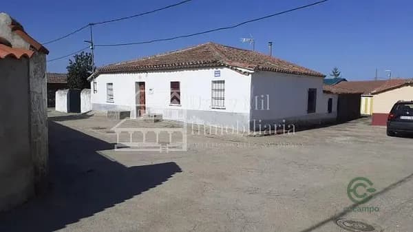 Casa de 0,045 ha en venta en Pedrosillo de los aires, Salamanca