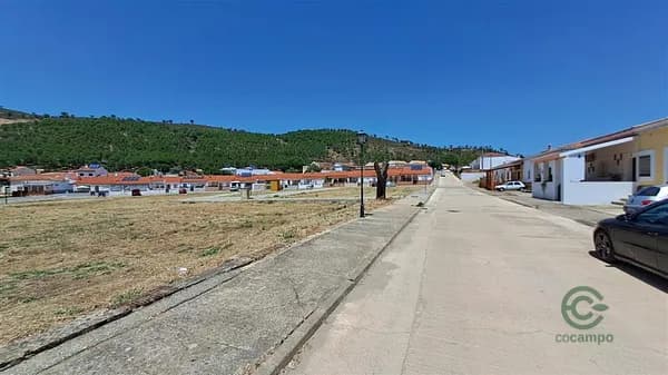 Casa de 0,072 ha en venta en Calañas, Huelva