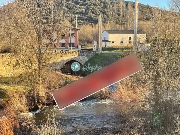 Finca de recreo de 0,012 ha en venta en Pedraza, Segovia