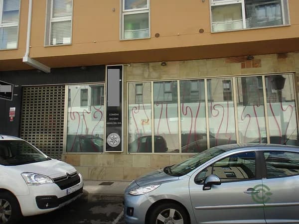 Casa de 0,0114 ha en venta en La coruña