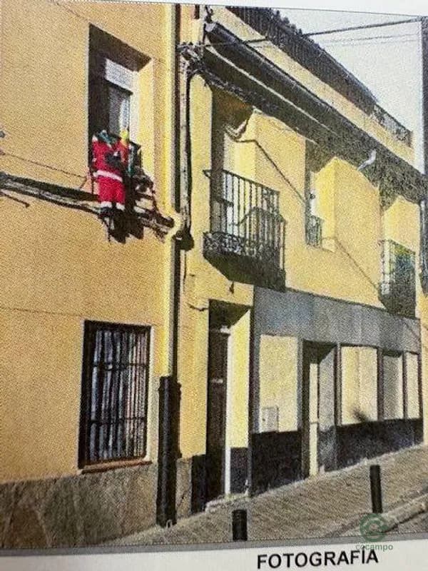 Terreno urbano de 0,038 ha en venta en Madrid, Madrid