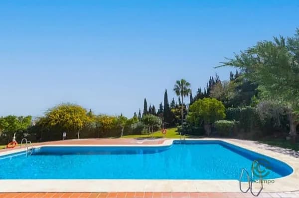 Finca rústica de 0,016 ha en venta en Benalmádena, Málaga