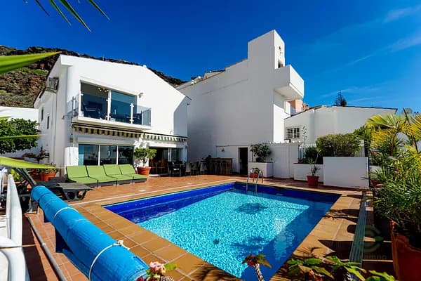 Casa de 0,0245 ha en venta en San bartolome de tirajana, Las palmas