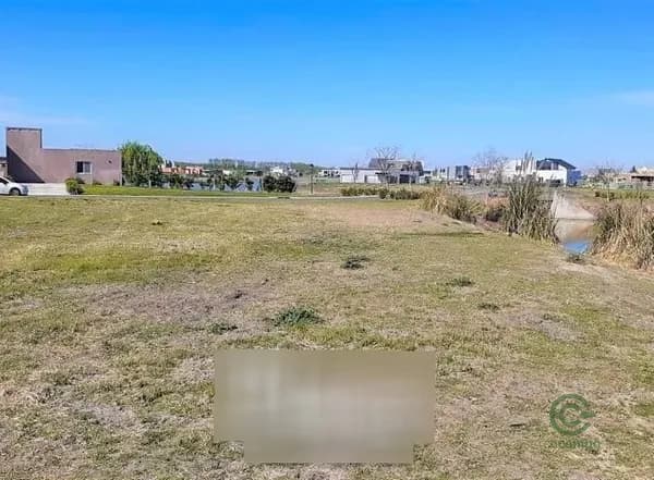 Terreno urbano de 0,09 ha en venta en Buenos aires