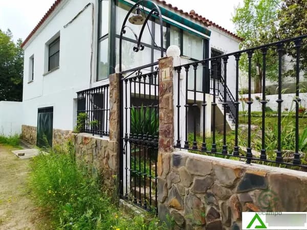 Casa de 0,117 ha en venta en Merida, Badajoz