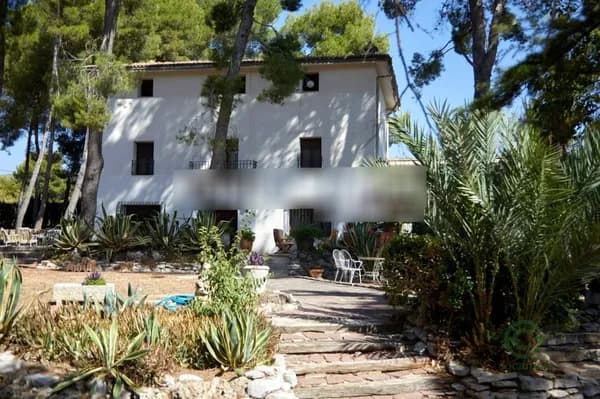 Casa de 2,5499 ha en venta en Ontinyent, Valencia