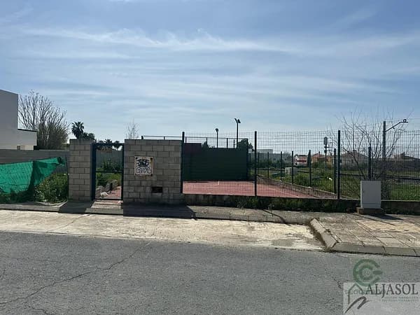 Finca rústica de 0,0386 ha en venta en Sanlúcar la mayor, Sevilla