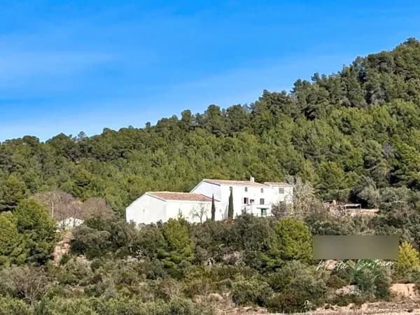 Finca rústica de 0,1588 ha en venta en Barcelona