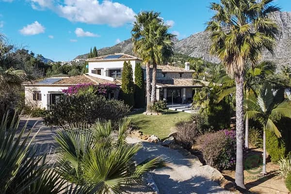 Finca rústica de 1,3293 ha en venta en Beniarbeig, Alicante