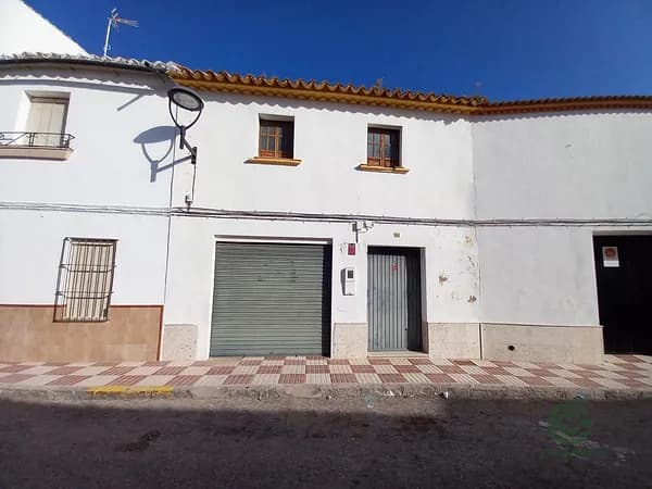 Casa de 0,0154 ha en venta en Lopera, Jaen