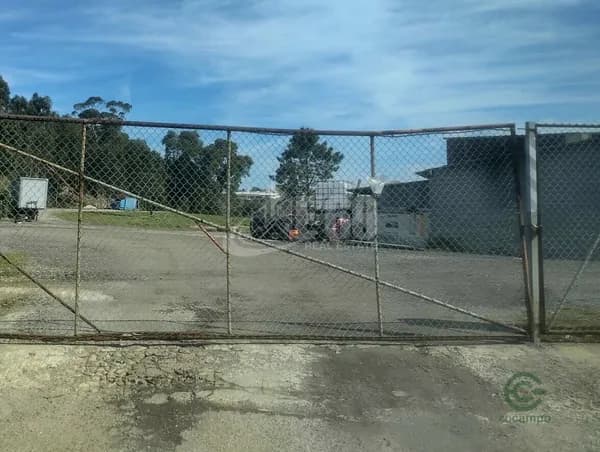 Terra urbana de 2,57 ha para venda em Porto