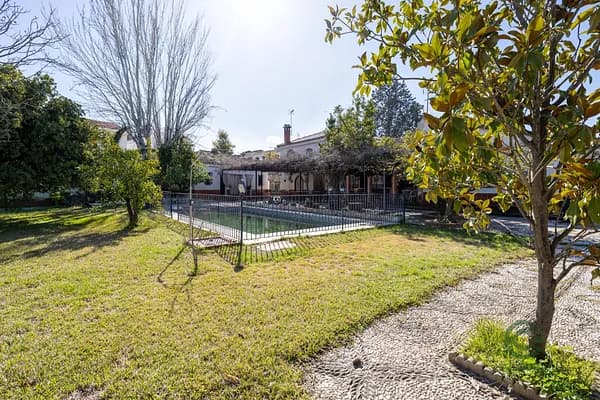 Casa de 0,1746 ha en venta en Ogijares, Granada