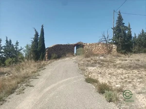 Finca de recreo de 0,5 ha en venta en Lorca, Murcia