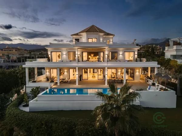 Casa de 0,156 ha en venta en Benahavis, Malaga