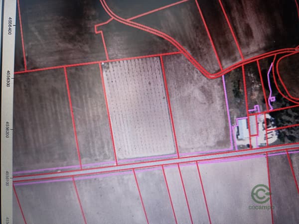 Finca agrícola de 2,314 ha en venta en Segovia