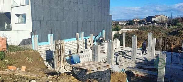 Casa de 0,0315 ha en venta en Braga, Braga