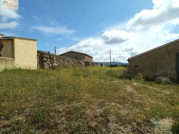 Casa de 0,01 ha en venta en Bonilla de la sierra, Ávila