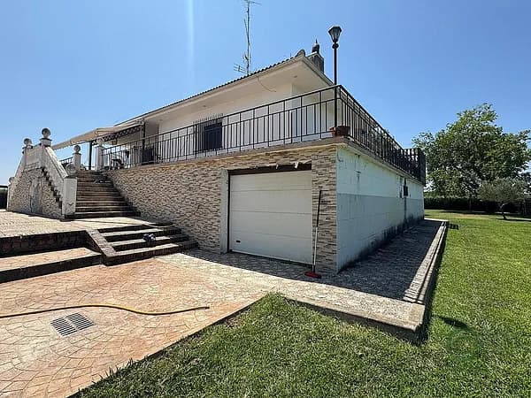 Finca rústica de 150 ha en venta en Cáceres
