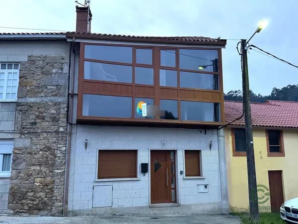 Casa de 0,009 ha en venta en Noia, La coruna
