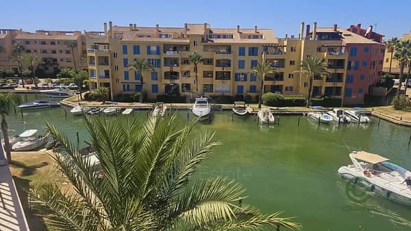 Casa de 0,02 ha en venta en Sotogrande, Cadiz