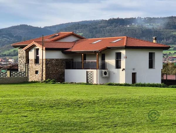 Casa de 0,2238 ha en venta en Grado, Asturias