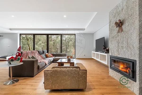 Casa de 0,1474 ha en venta en Braga, Braga