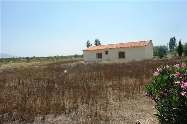 Finca agrícola de 1 ha en venta en Abla, Almeria