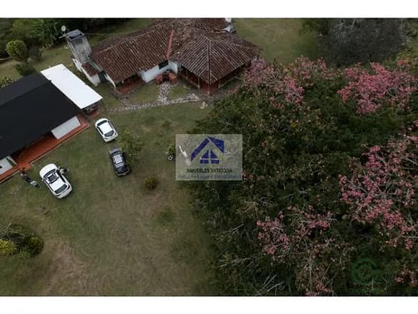 Finca rústica de 2,2205 ha en venta en Antioquia