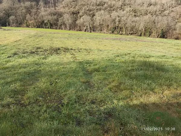 Finca agrícola de 0,53 ha en venta en La coruña