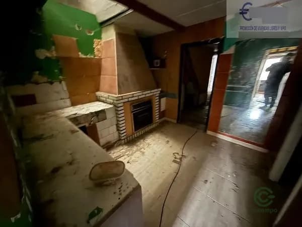 Casa de 0,018 ha en venta en Fuentespreadas, Zamora