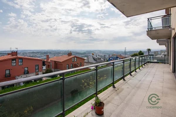 Casa de 0,0626 ha en venta en Culleredo, A coruña