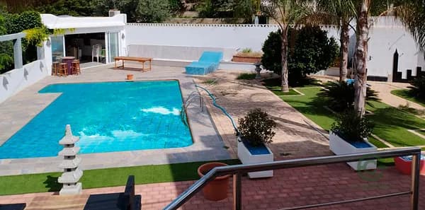 Casa de 0,0991 ha en venta en Denia, Alicante