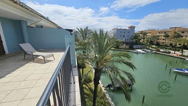 Casa de 0,02 ha en venta en Sotogrande, Cadiz