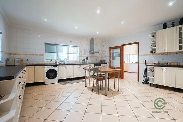 Casa de 0,1924 ha en venta en Póvoa de lanhoso, Braga