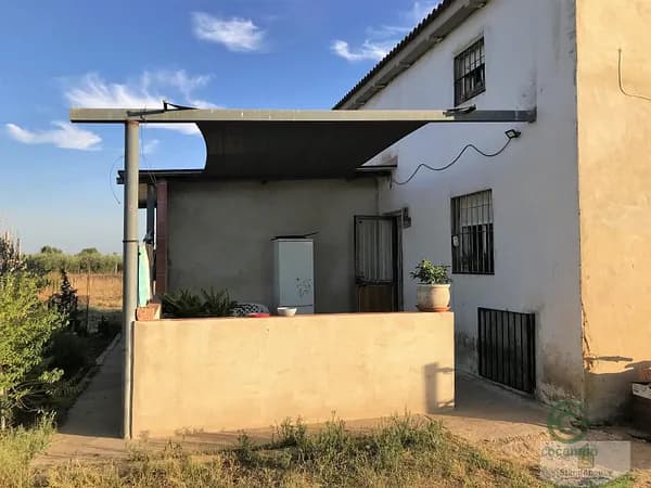 Finca agrícola de 0,47 ha en venta en Rociana del condado, Huelva